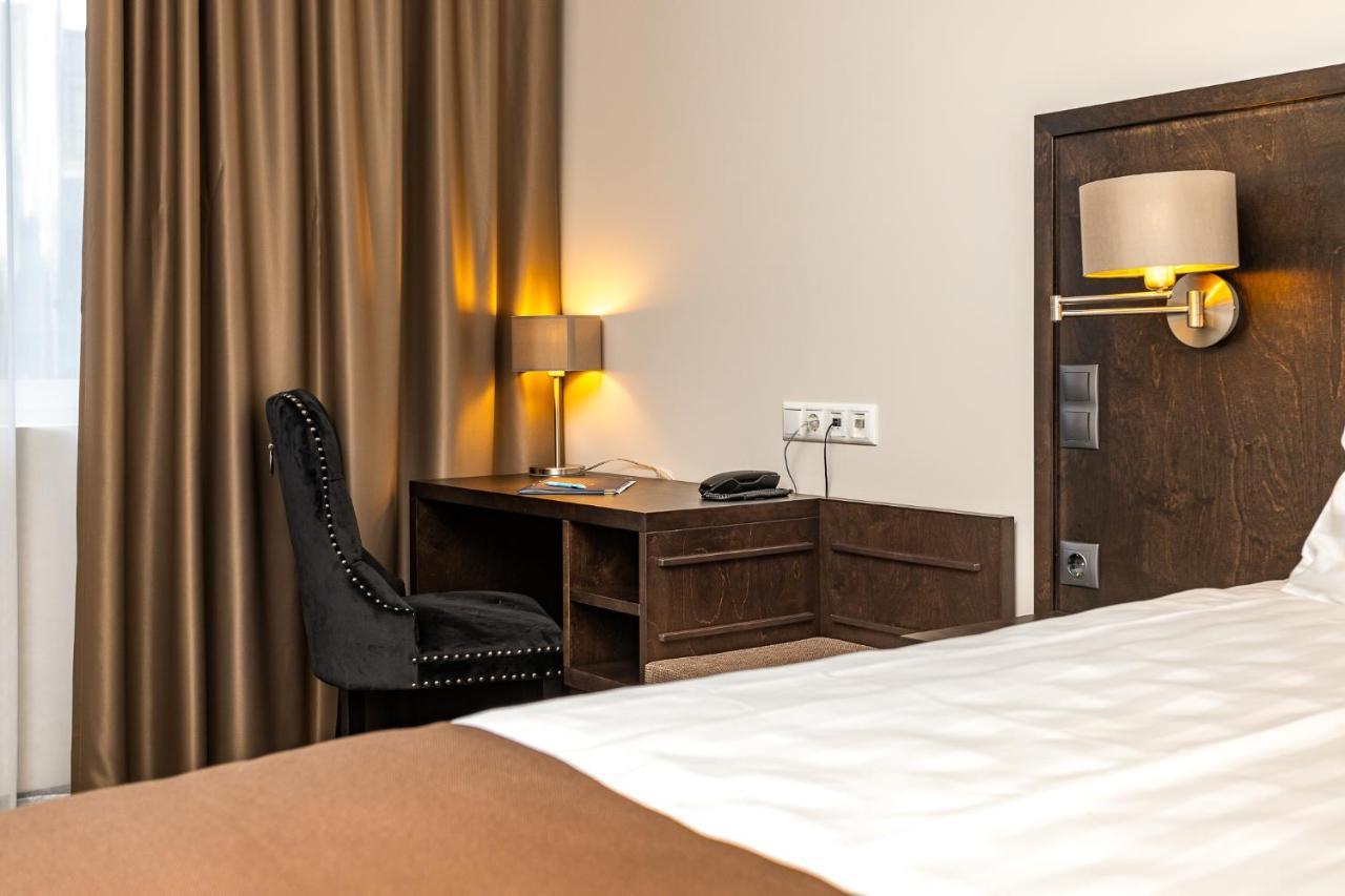 Hotel Adoryal Reval