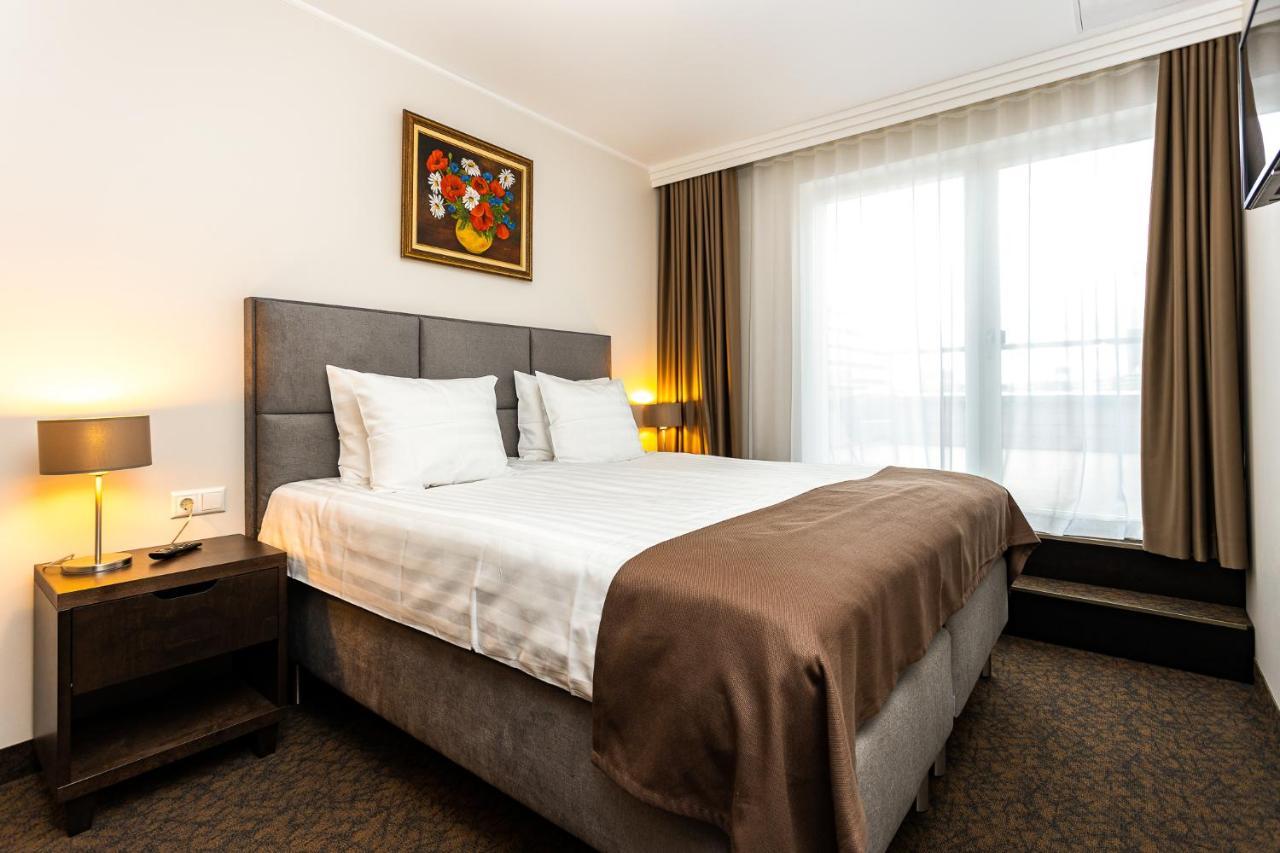 Adoryal Hotel 4*